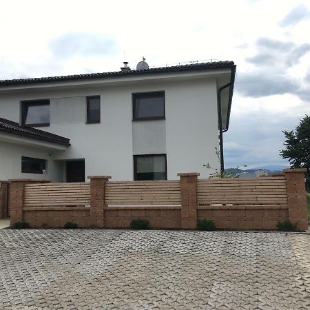 Privat Apartment Poprad Exterior foto