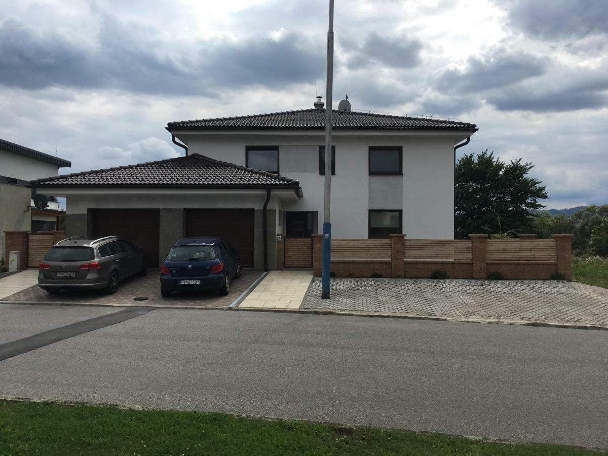 Privat Apartment Poprad Exterior foto
